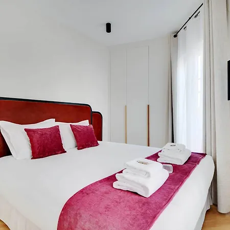 Cozy Entire Near The Eiffel Tower